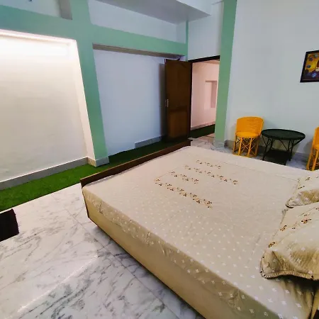 Yellow Homestay - Modern 2Bhk Ac Stay Jabalpur Exterior photo