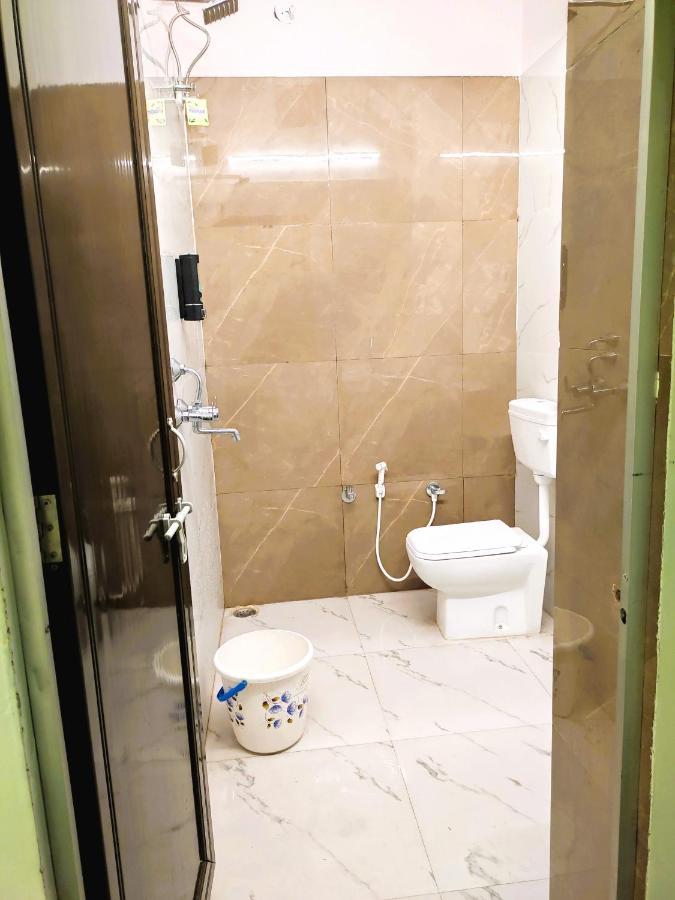 Homestay Yellow - Modern 2bhk Ac